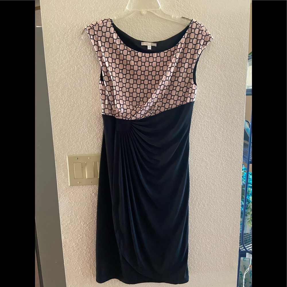 Super flattering business or pleasure dress!